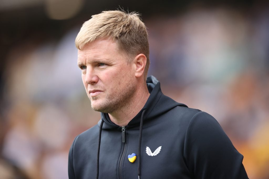 Newcastle-United-manager-Eddie-Howe-looks-on